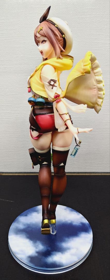 ALTER ライザ フィギュア