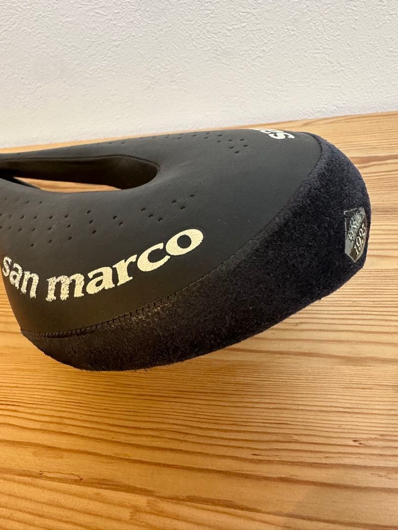 san marco ブラックサドル