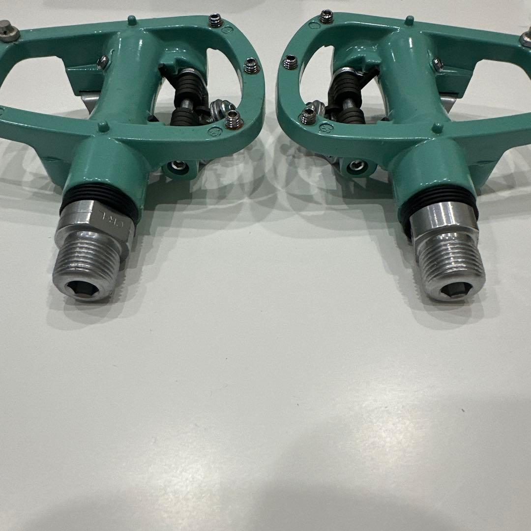 (匿名配送) ビアンキ　Bianchi ウェルゴペダル　ペダル