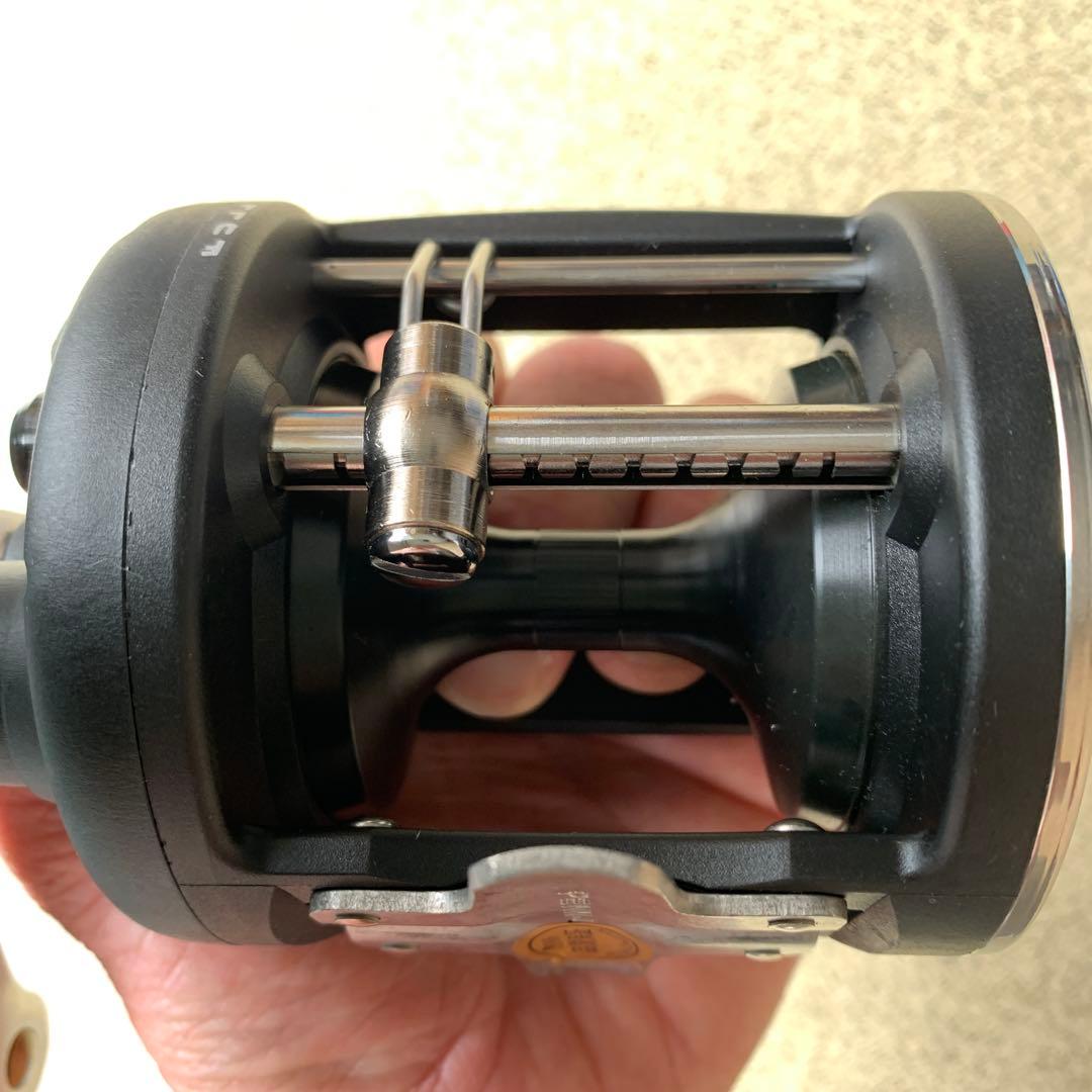 リール PENN 320LD SUPER LEVEL WIND