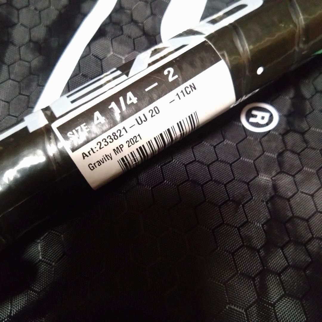 未使用品 HEAD 硬式テニスラケットGRAVITY MP 233821