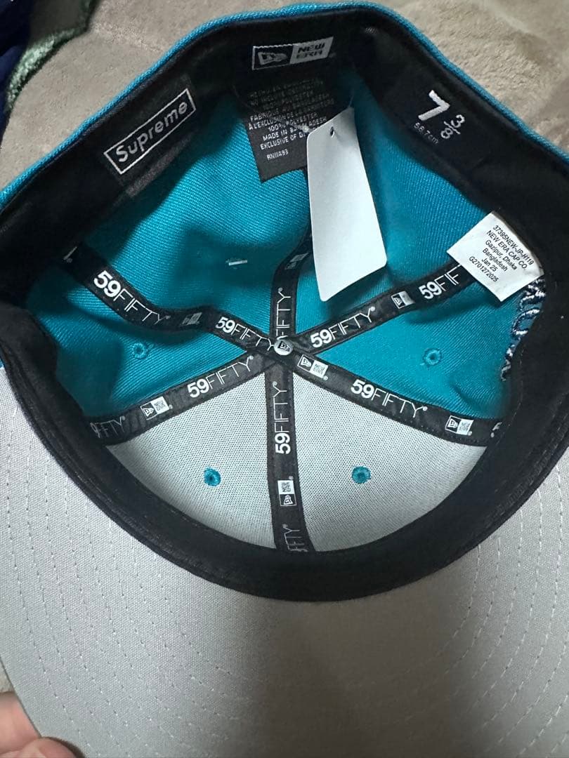 応援グッズ Supreme x run S Logo New Era \"Teal\"