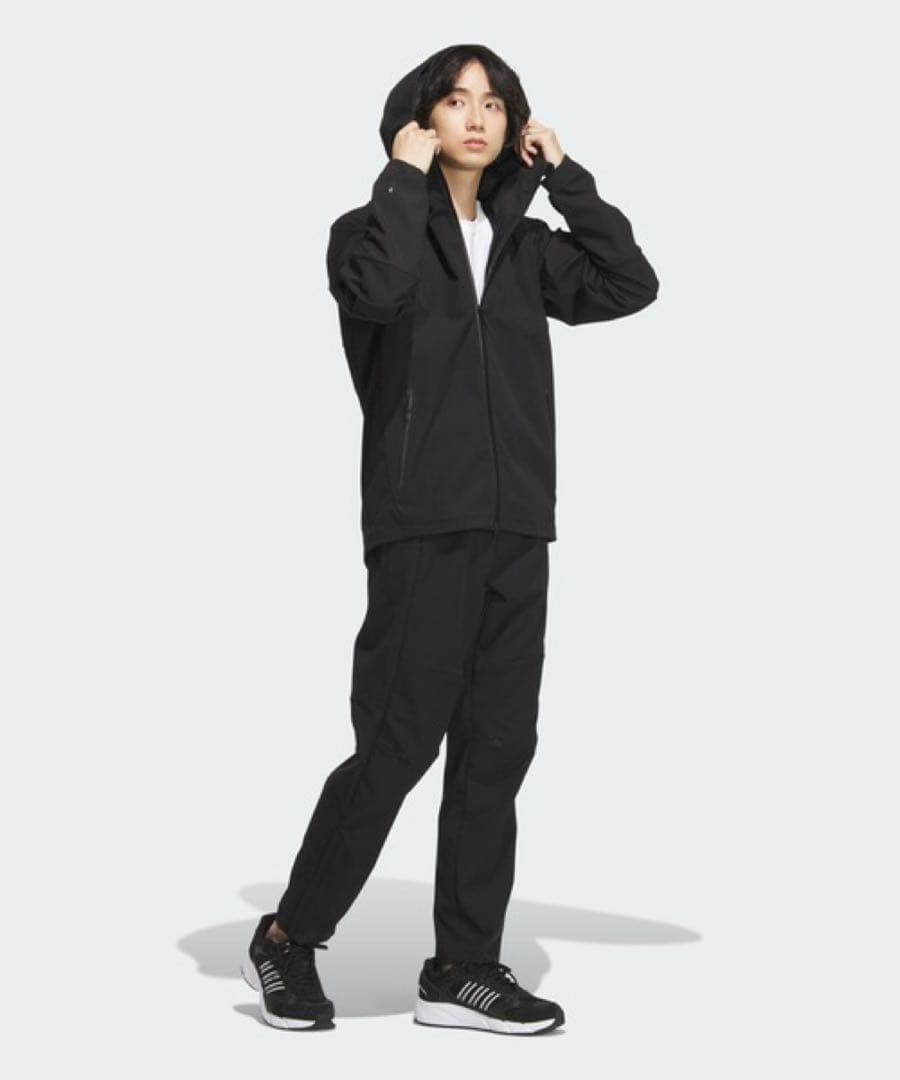 adidasプレミアム アクティブストレッチ ウーブン セットアップ 槙野モデル