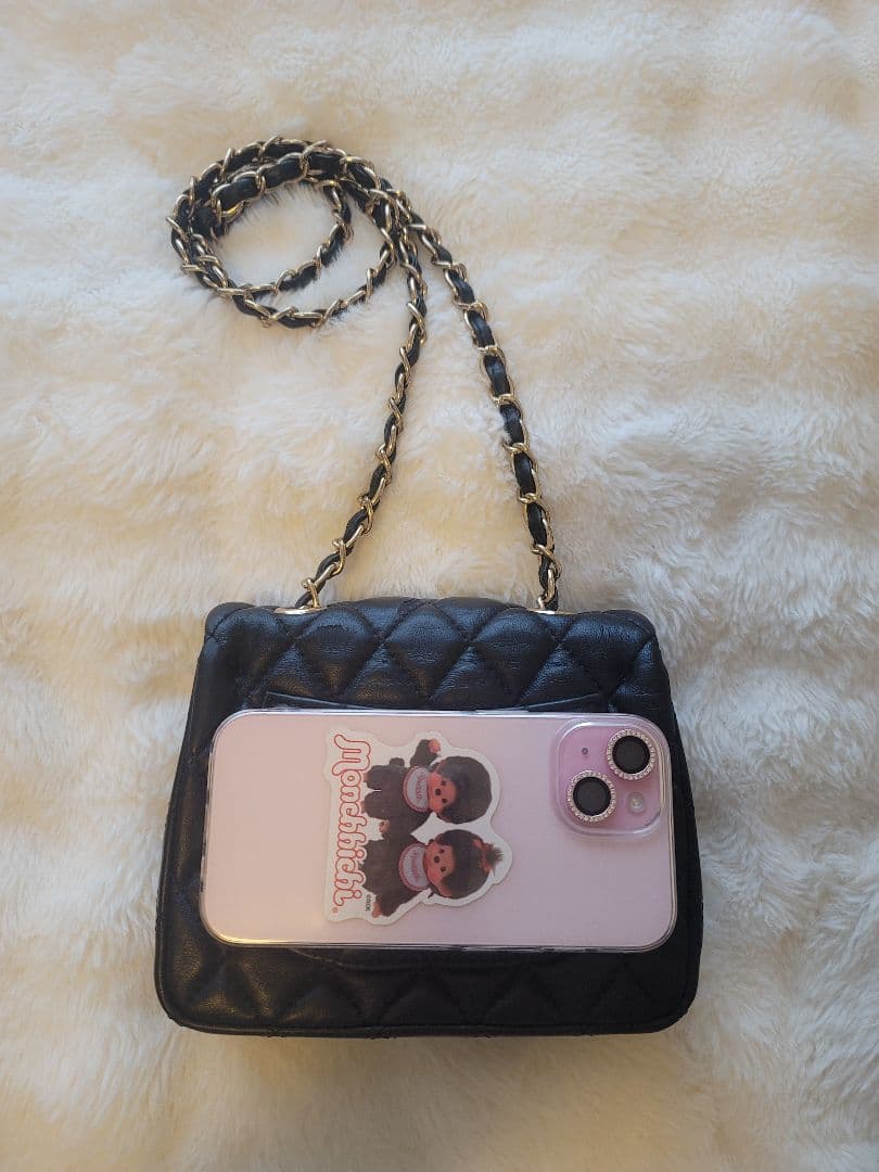 ノベルティ CHANEL 黒 キルティング ショルダーバッグ ミニマトラッセ