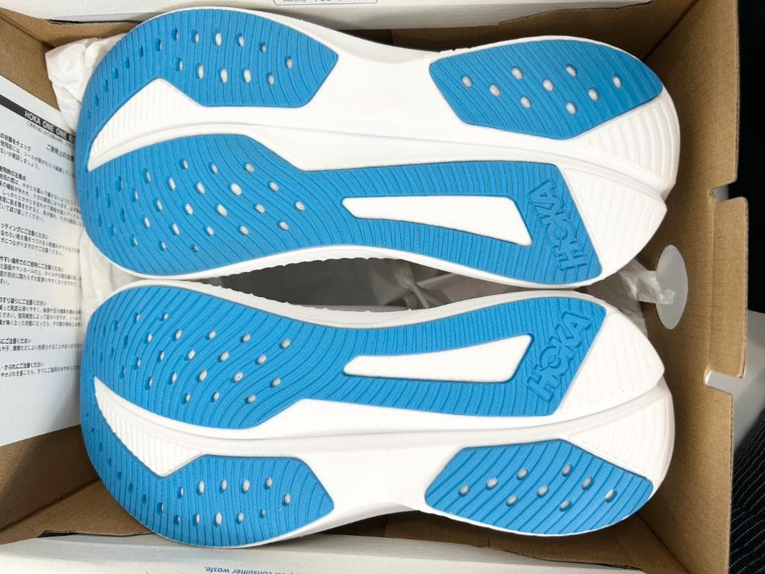 新品 HOKA MACH 6 23.0cm