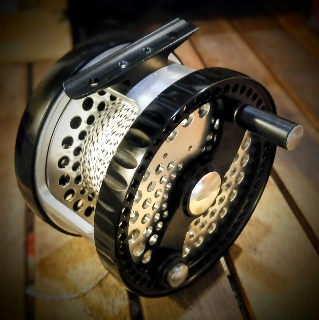 フライリール Classic Fly Reel #7/9 left handle