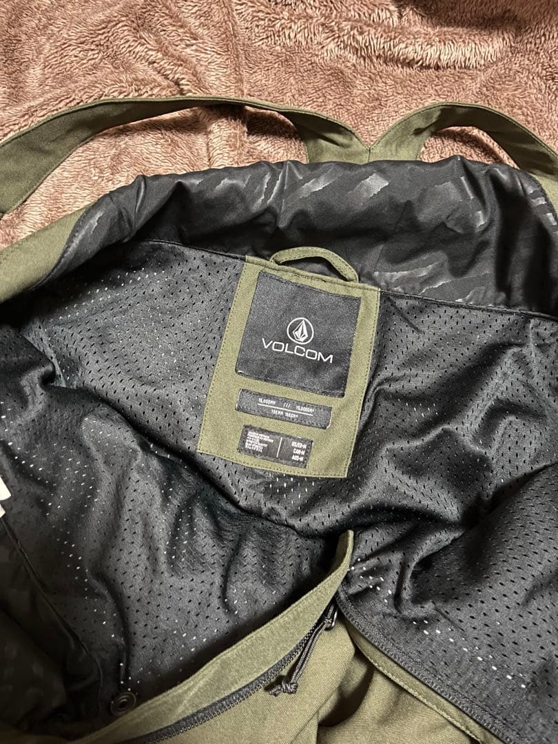 VOLCOM 19-20モデル　ビブパンツ　カーキ