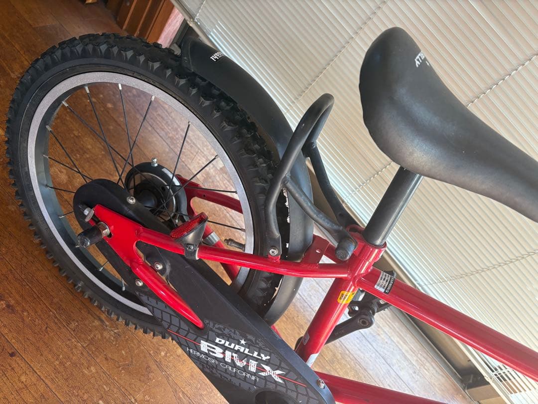 18インチ DUALLY BMX 子供用自転車 レッド ライト・ヘルメット付き