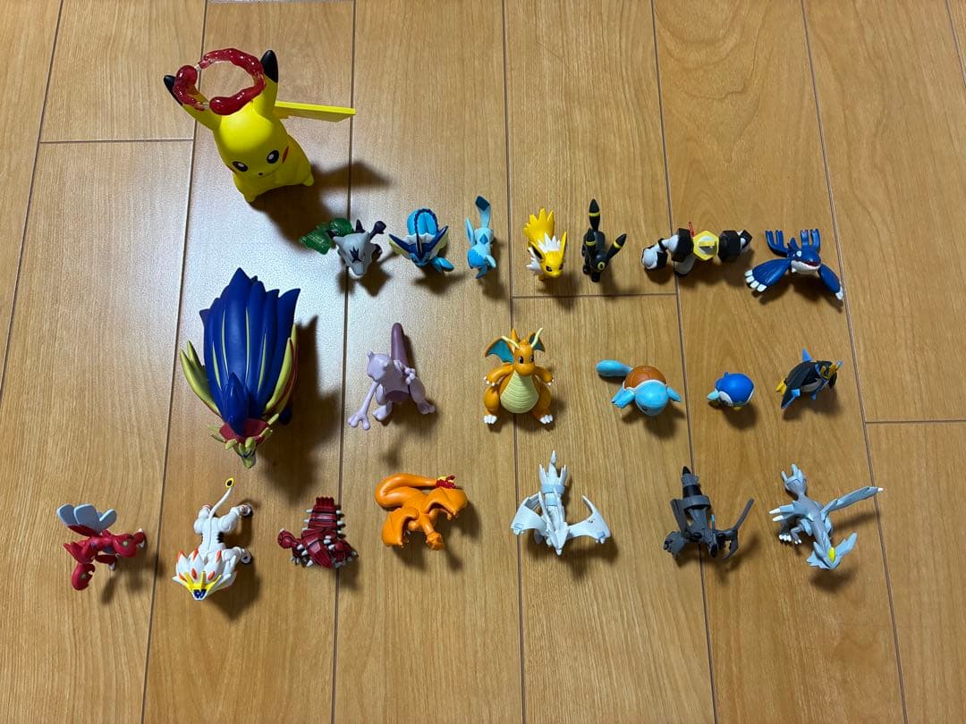 モンコレ21体ポケデルゼ5個吉野家ポケモン21体まとめて（バラ売り不可）