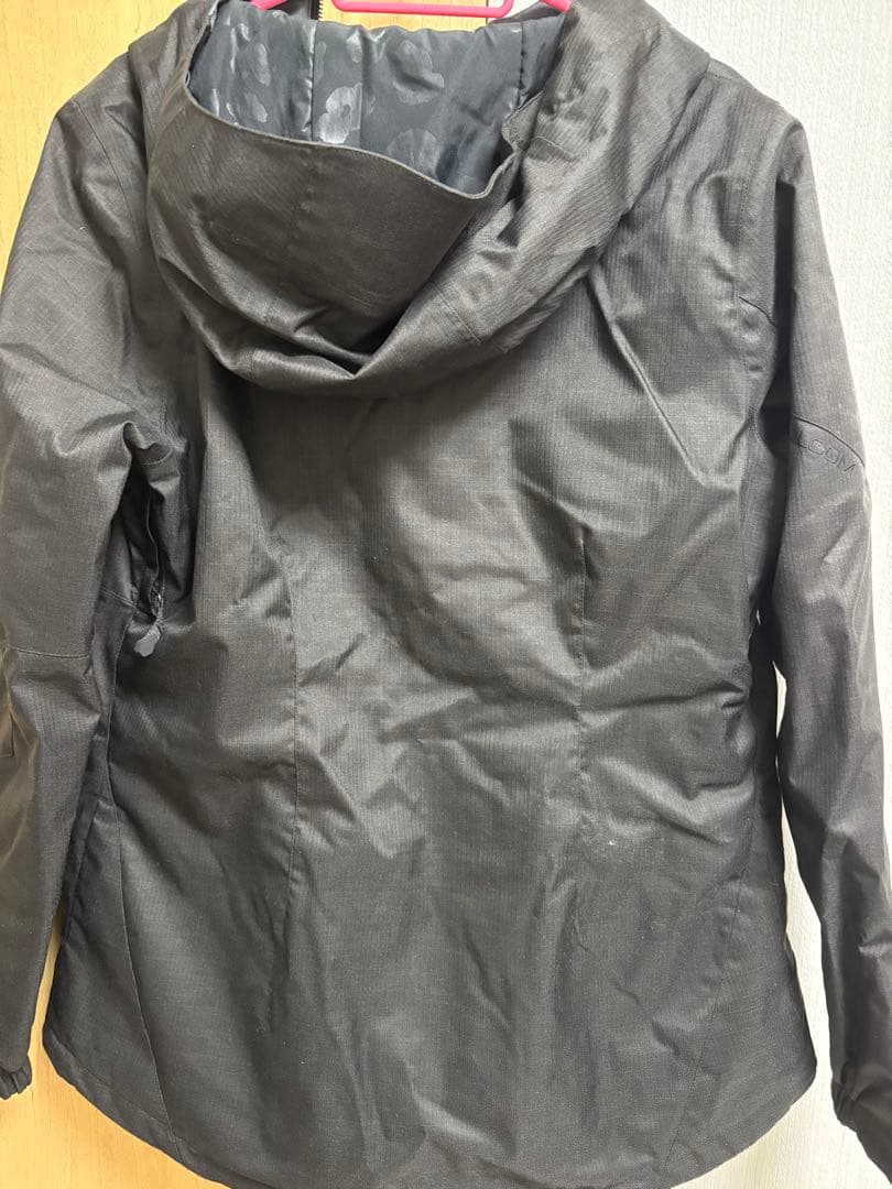 Volcom スノーボードジャケット Mサイズ ブラック