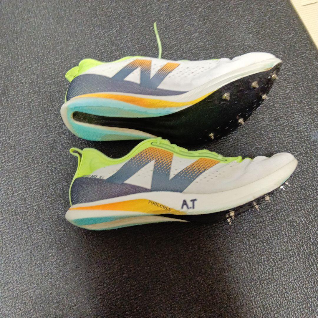 明日13時までNew Balance MDX-V3付属品あり