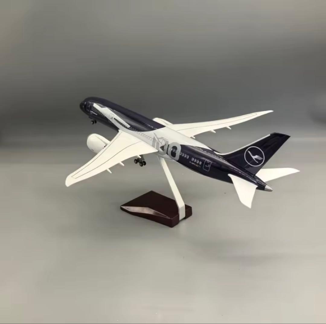 100周年塗装 Lufthansa B787 1/130 43cm 合金レジン