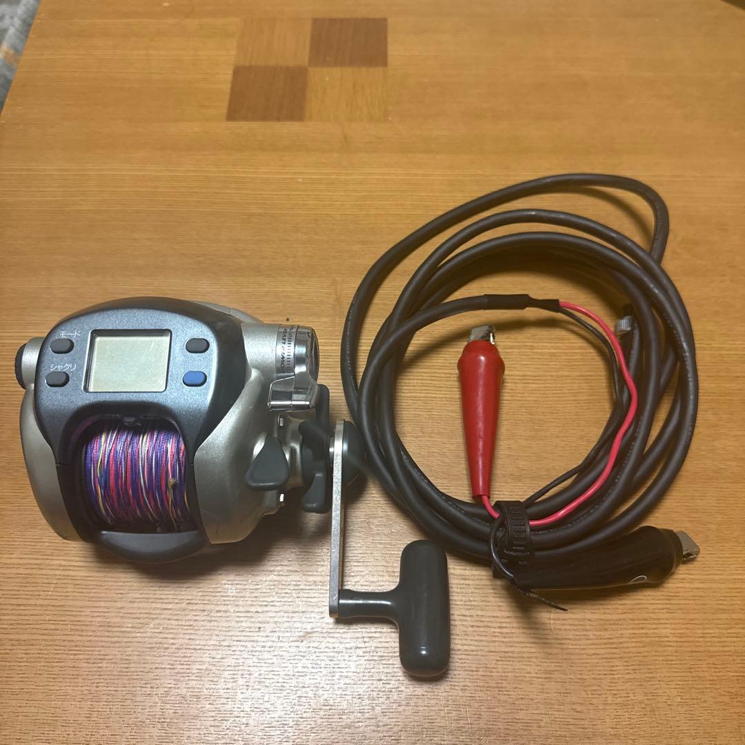 電動リール デジタルディスプレイ付き シルバー バッテリー