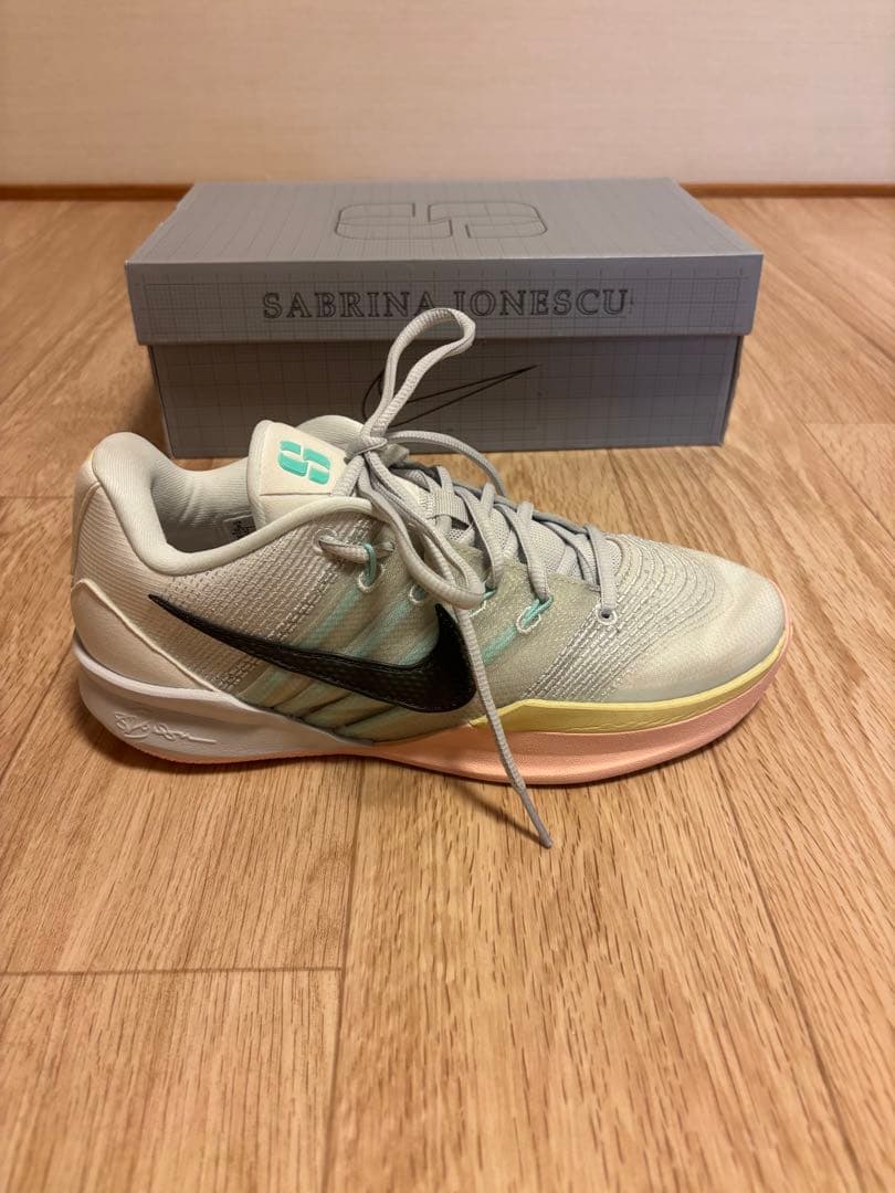 NIKE ナイキ サブリナ 3 EP HF2882-100 バッシュ　25cm