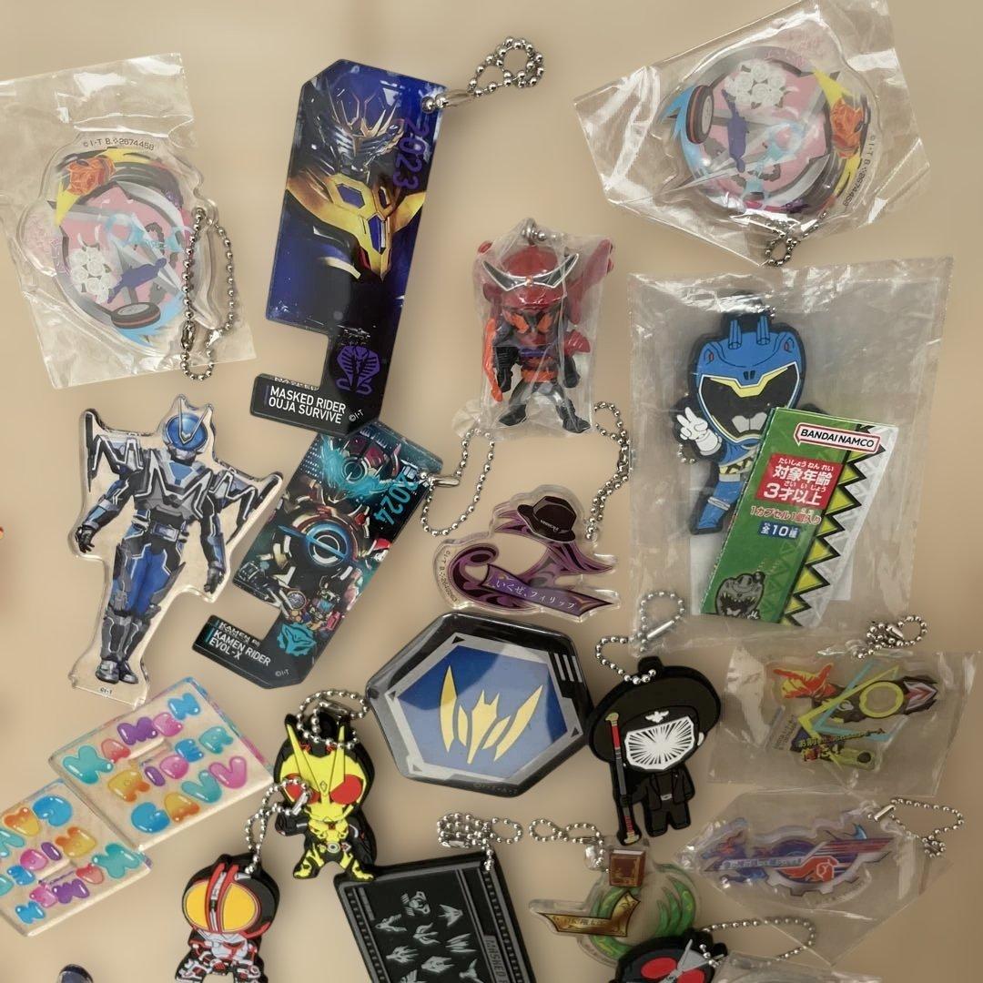 仮面ライダー　グッズまとめ売り　アクリルスタンド　アクリルキーホルダー　ラバマス