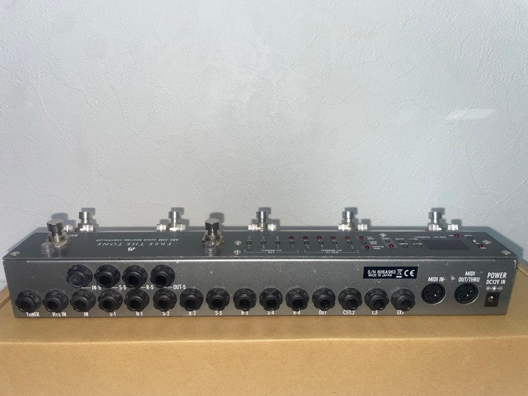 ギター FREE THE TONE ARC53M