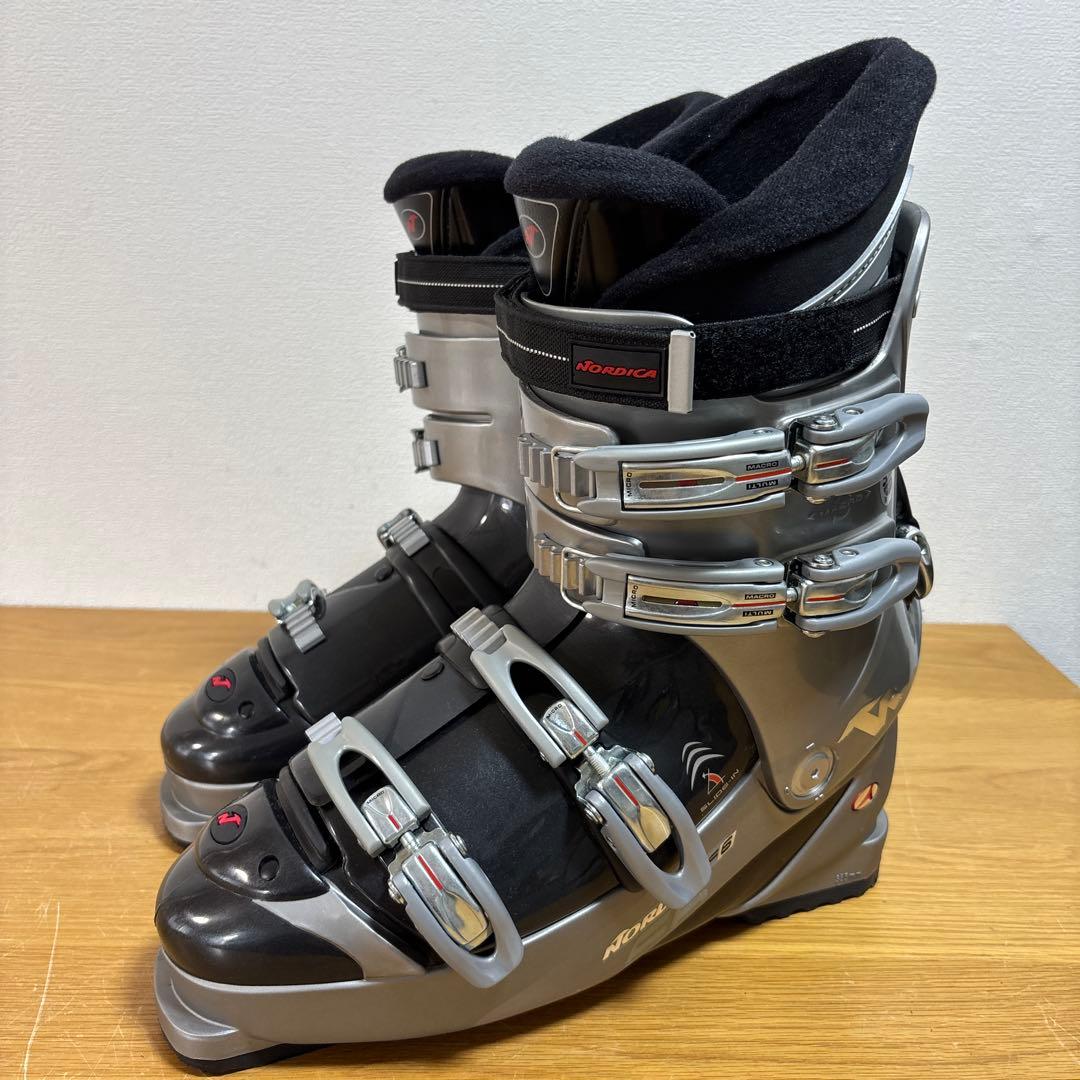 比較的綺麗　Nordica 29-29.5cm メンズスキーブーツ