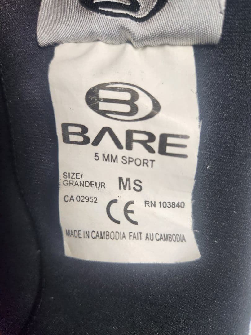 (2回使用)ウェットスーツBARE 5 MM SPORT フルスーツ MS