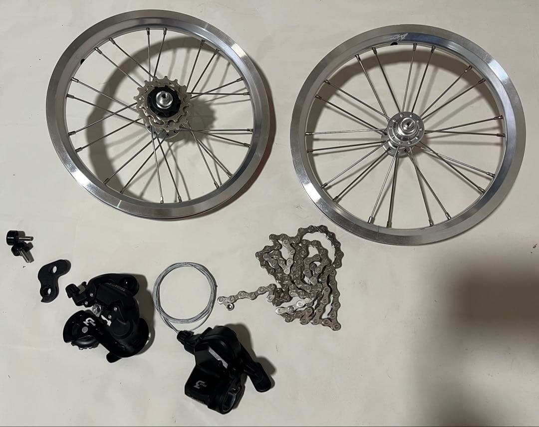 RENAULT 折りたたみ自転車 14インチ 3段変速