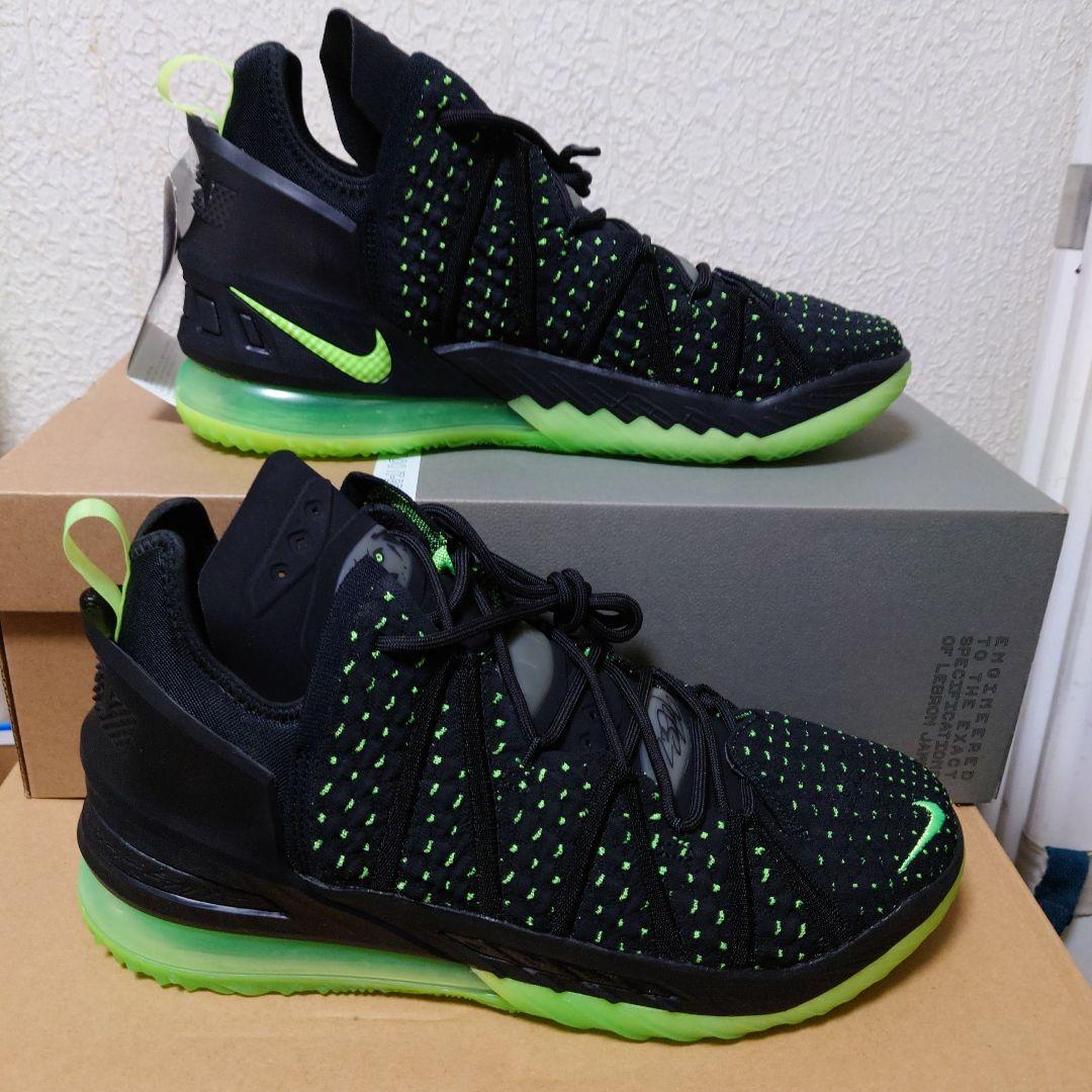 【新品未使用】LEBRON XVIII　ダンクマン　28.5cm