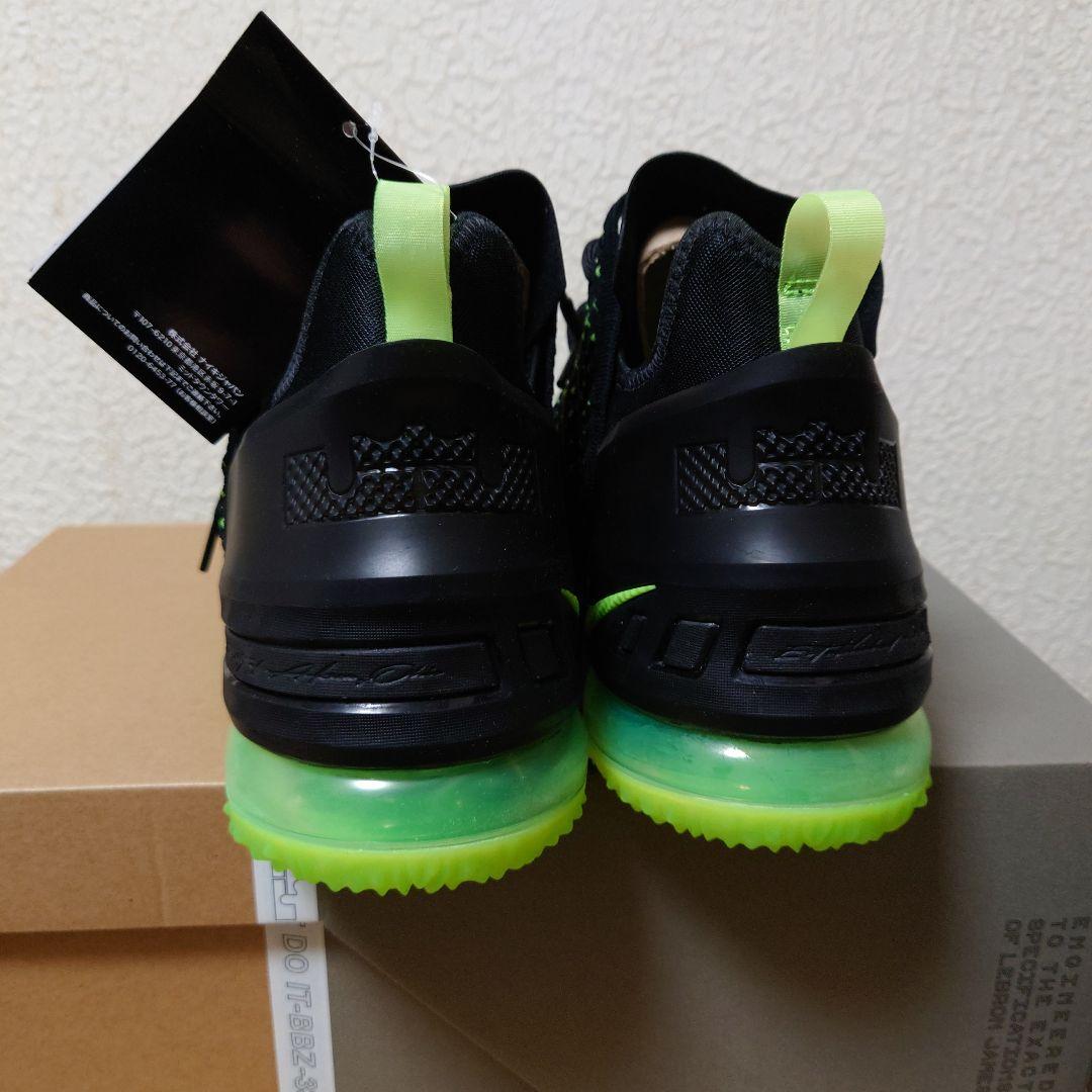 【新品未使用】LEBRON XVIII　ダンクマン　28.5cm