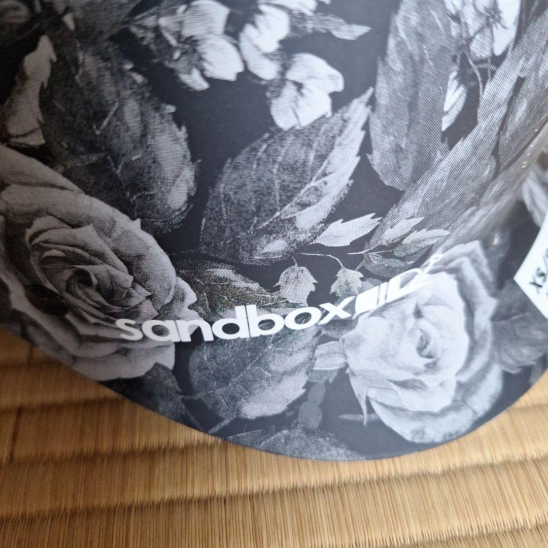 Sandbox子供用ヘルメット 花柄 グレートブラック XS