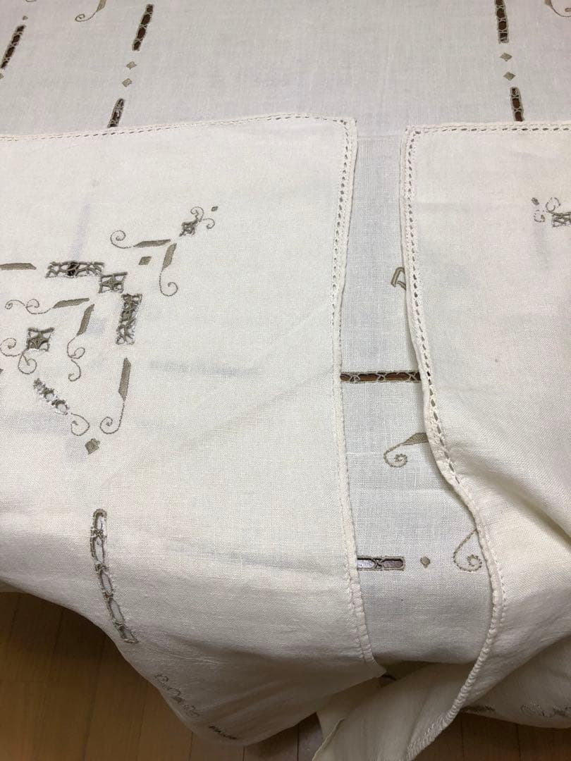 【パリで出会ったヴィンテージ・アールデコ刺繍テーブルクロス】