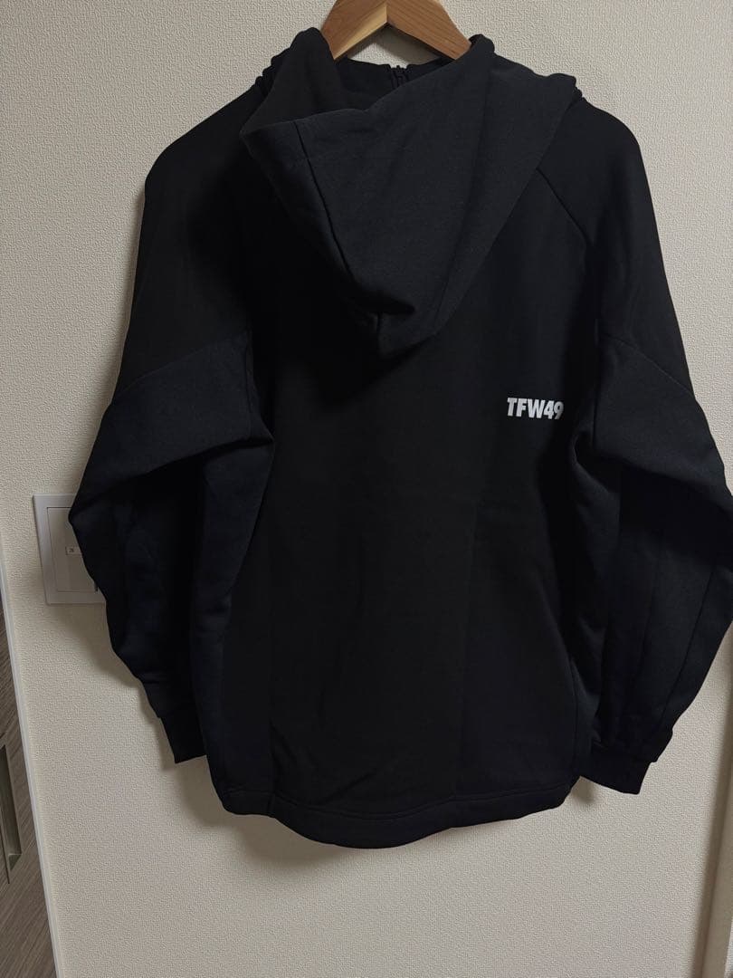 TFW49 COMBINATION HOODIE サイズL