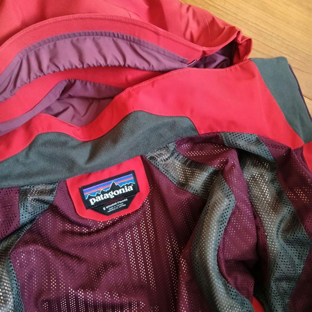 patagonia GORE-TEX 赤ジャケット