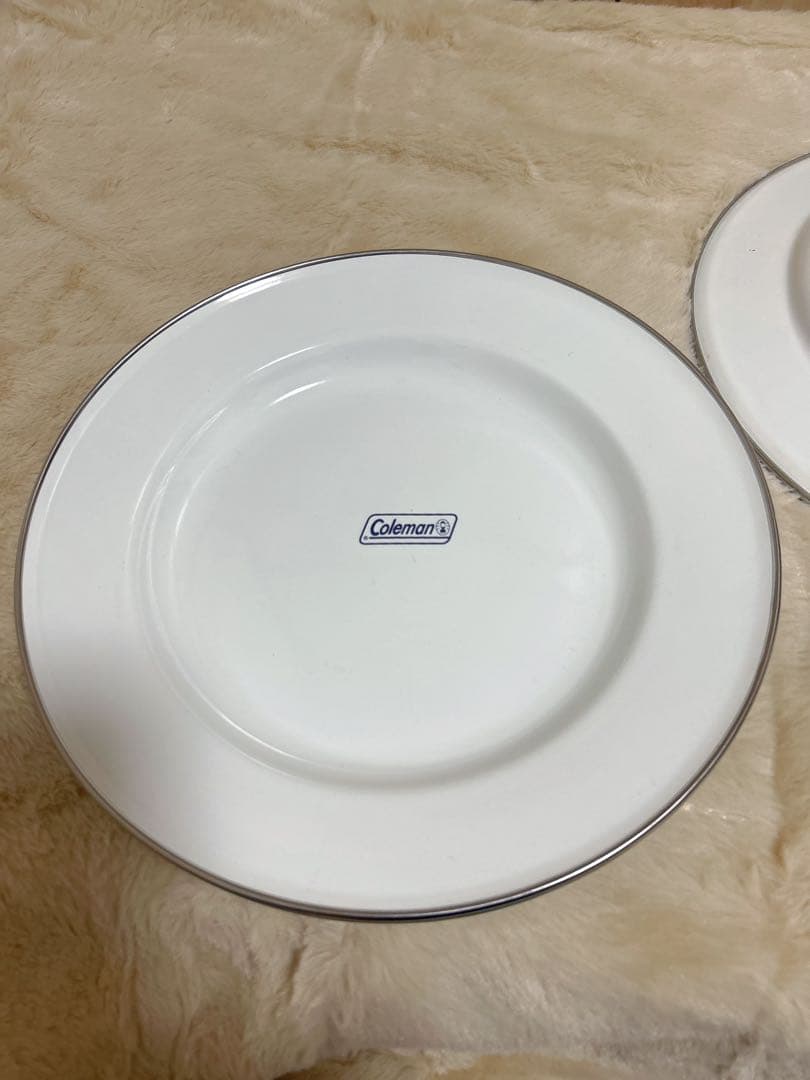 コールマン　食器セット エナメルディッシュウェアセット 収納ケース付　ホワイト