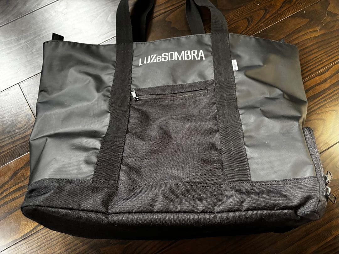 ルースイソンブラ ターポリン トートバッグ 35L LUZ e SOMBRA 黒