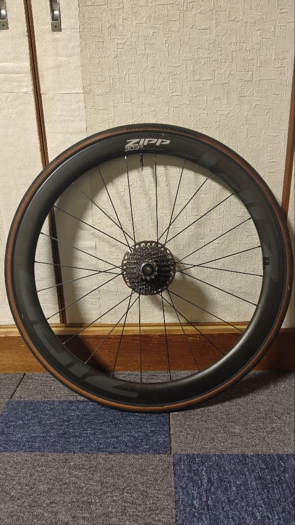 ZIPP 303S disc フックレス