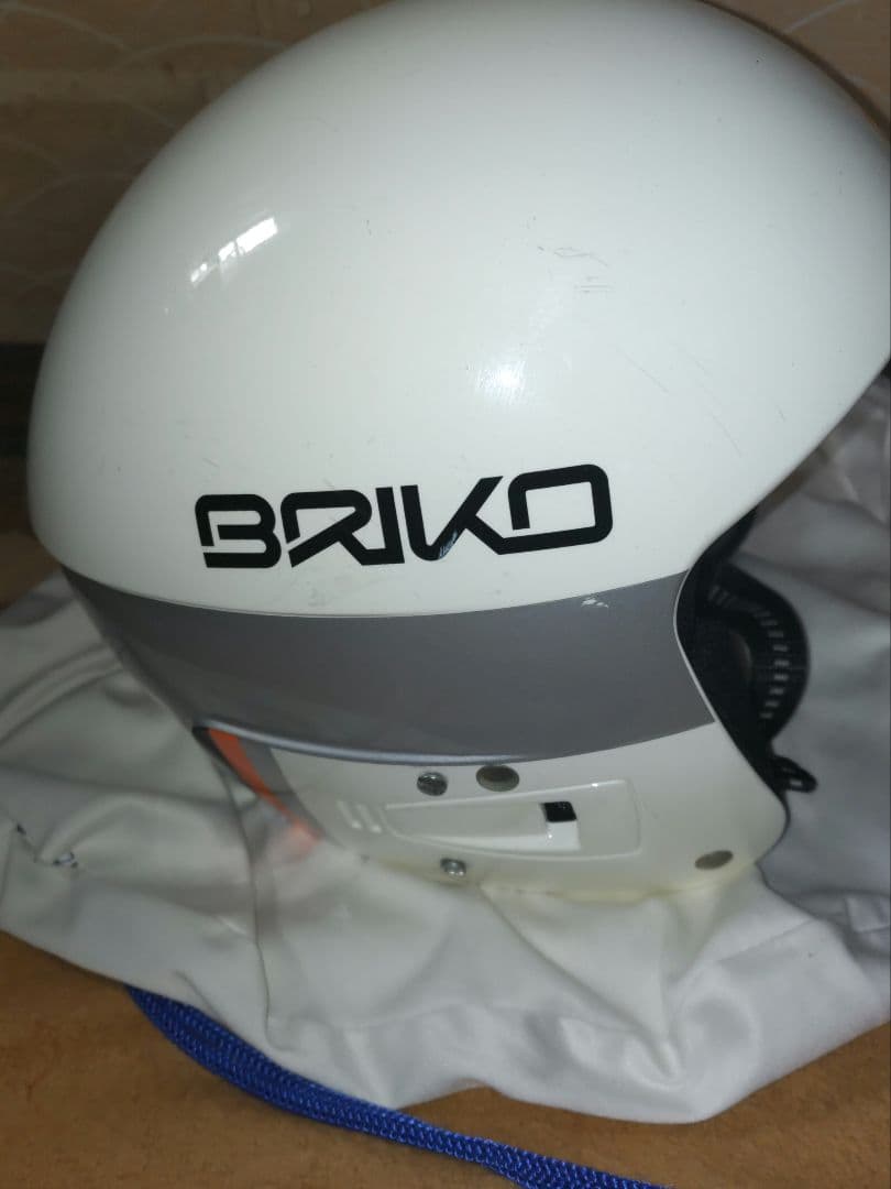 BRIKO ブリコ FIS対応 ヘルメット　サイズ58