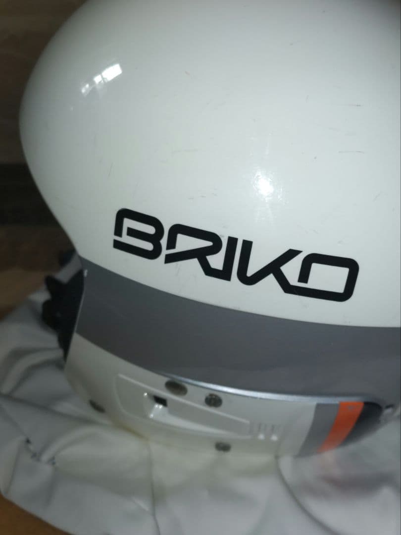 BRIKO ブリコ FIS対応 ヘルメット　サイズ58