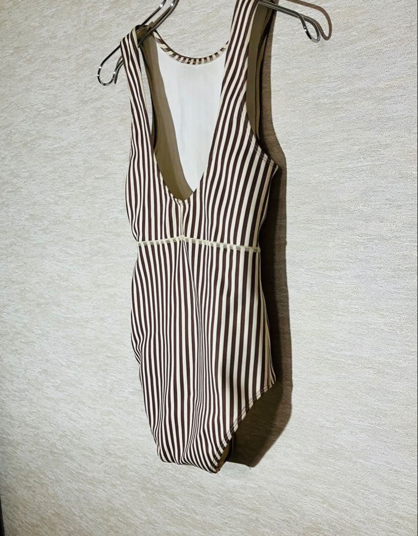 winkiウエット素材ワンピース水着