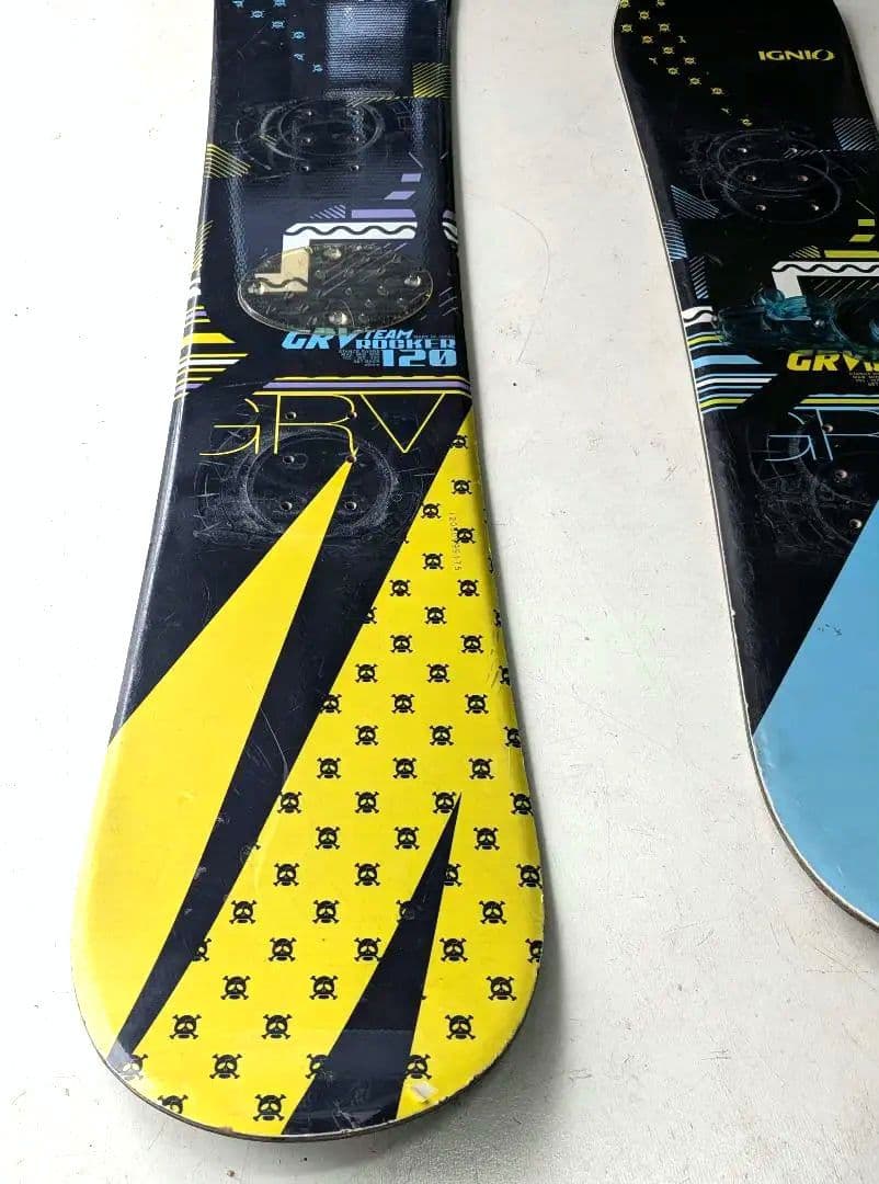 スノーボードこども用 ２枚セット売り IGNIO