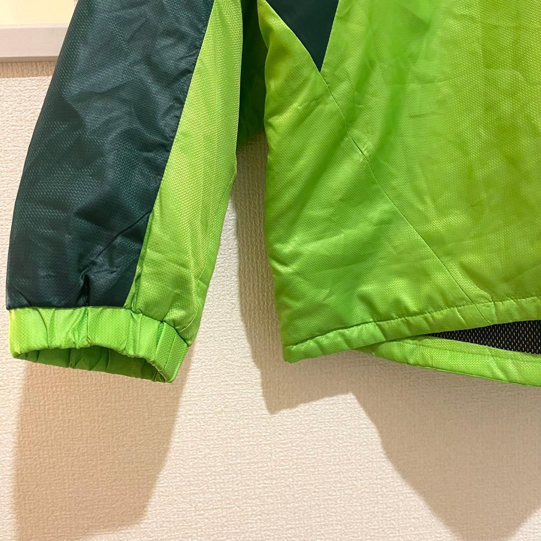 未使用級 レアカラー umbro 中綿ピステ ウーヴンジャケット トレーニング