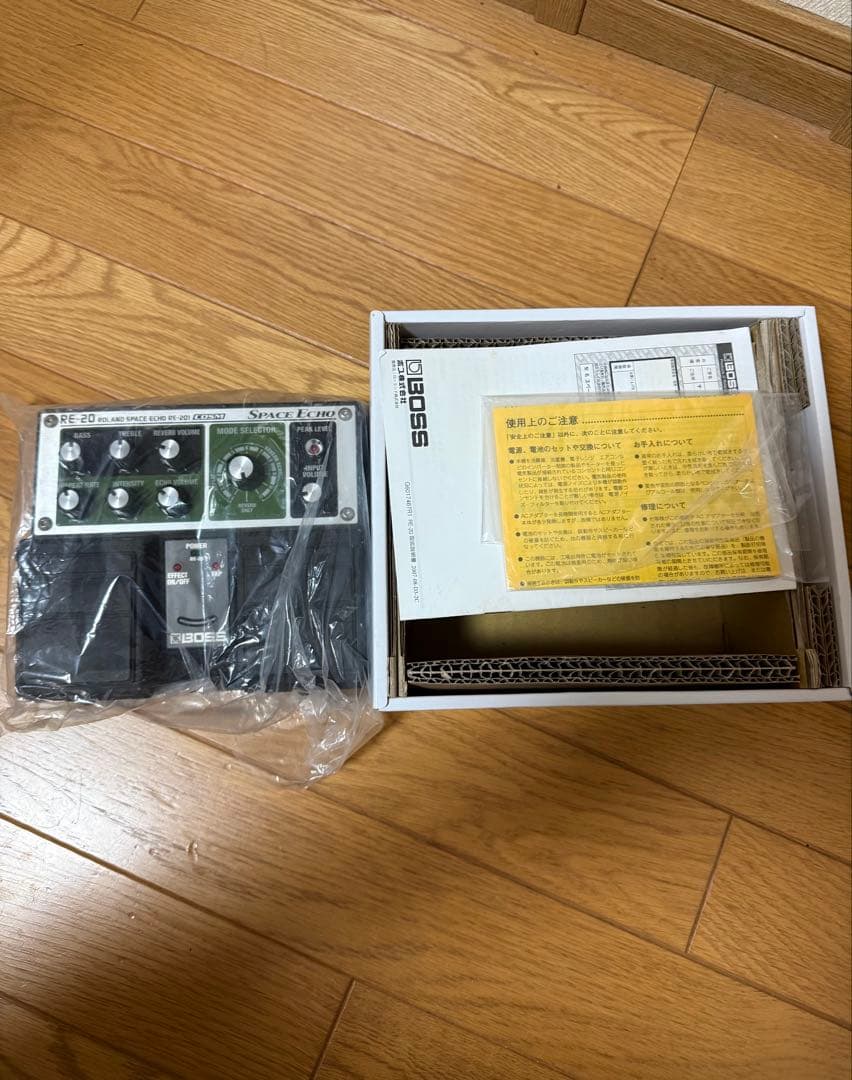 ギター BOSS RE-20