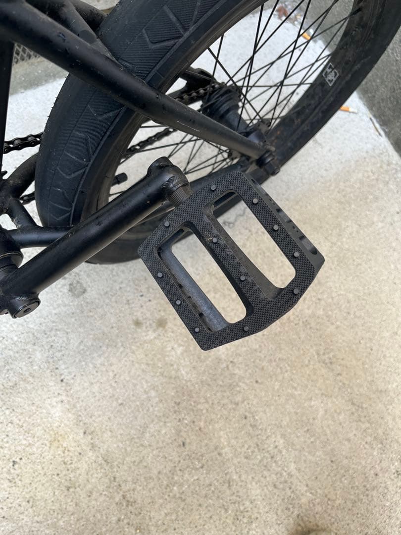 BMXバイク ブラック迷彩サドル
