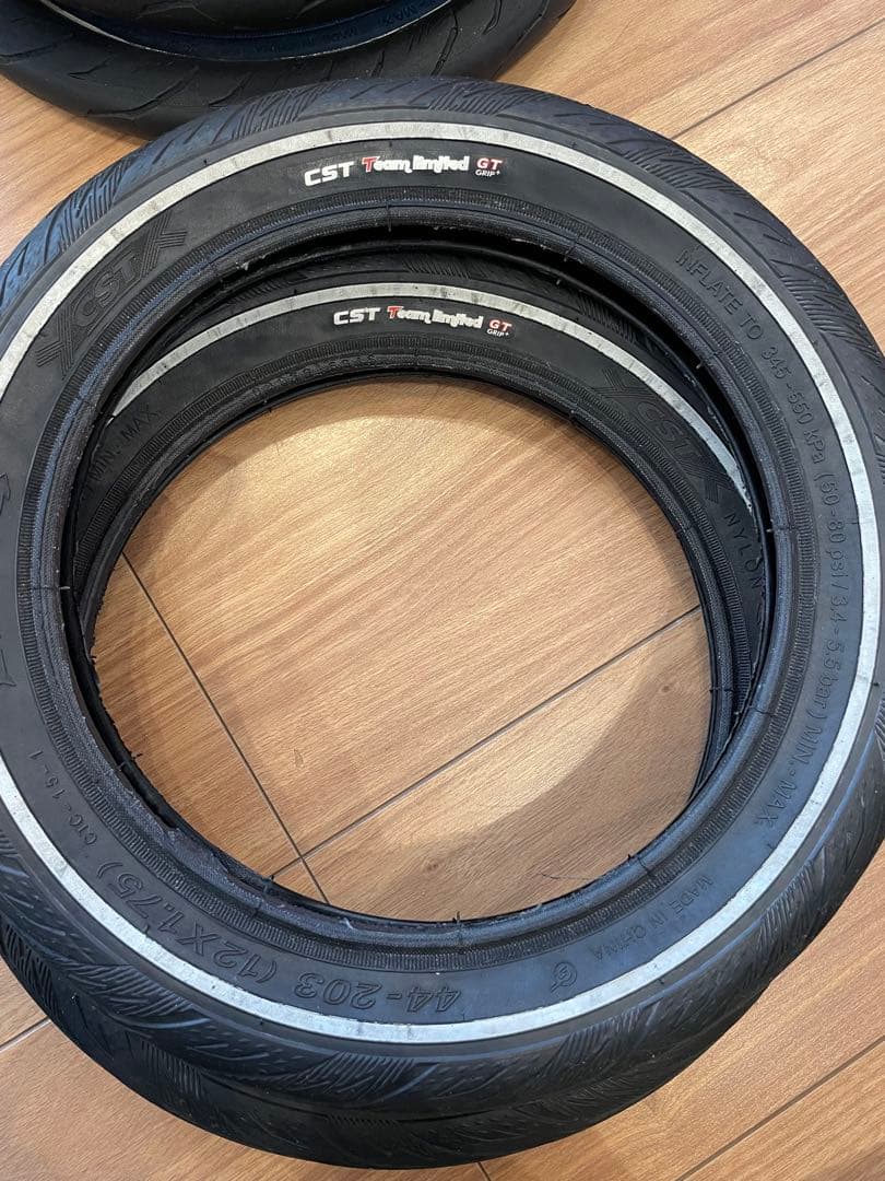 CST team limited / GT grip 6本セット ランバイク