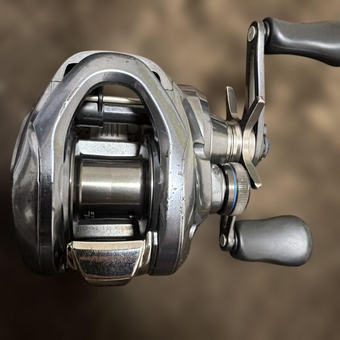SHIMANO 22 SLX DC XT 70HG 傷あり