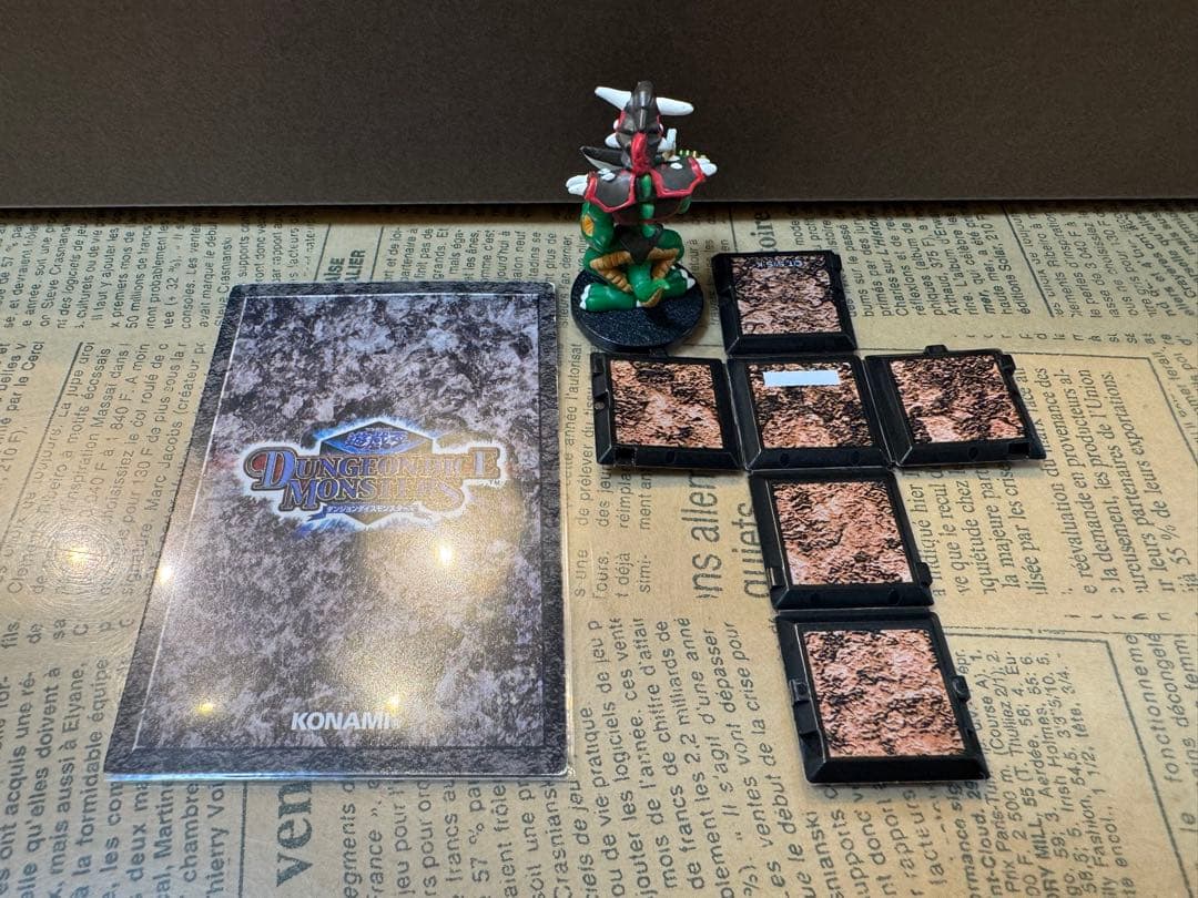 遊戯王　ダンジョンダイスモンスターズ　ワイバーンの戦士　カード　ダイス