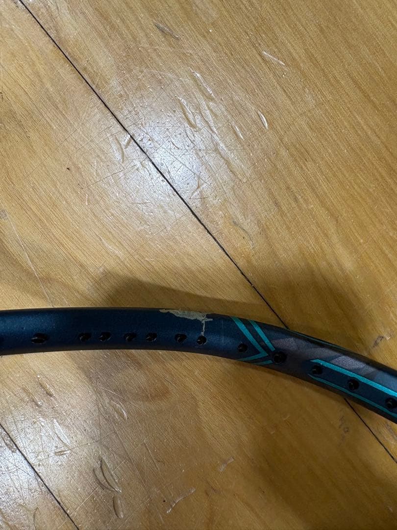 ジャンク品　バドミントンラケット 3本