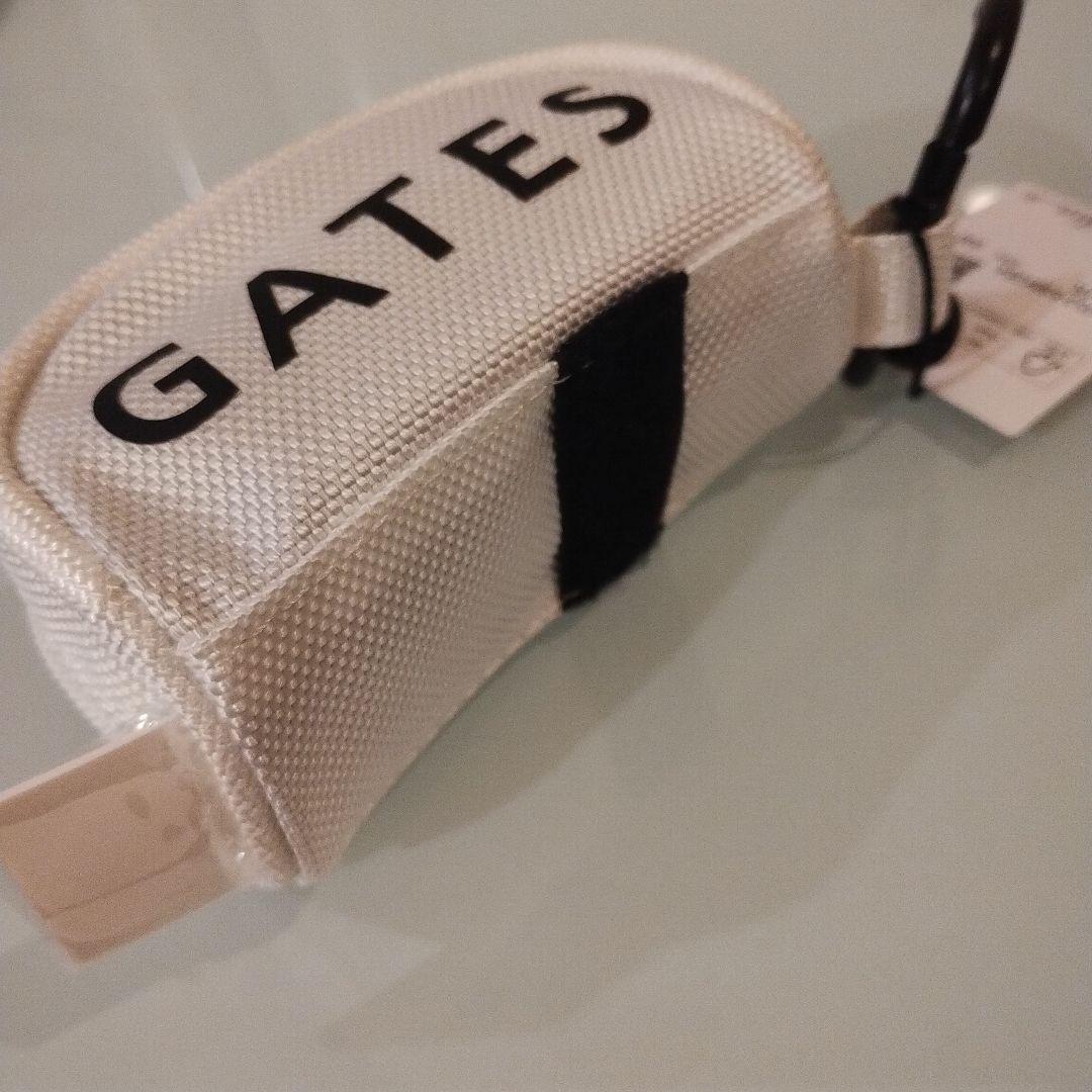 GATES PEARLY ロゴ付きポーチ