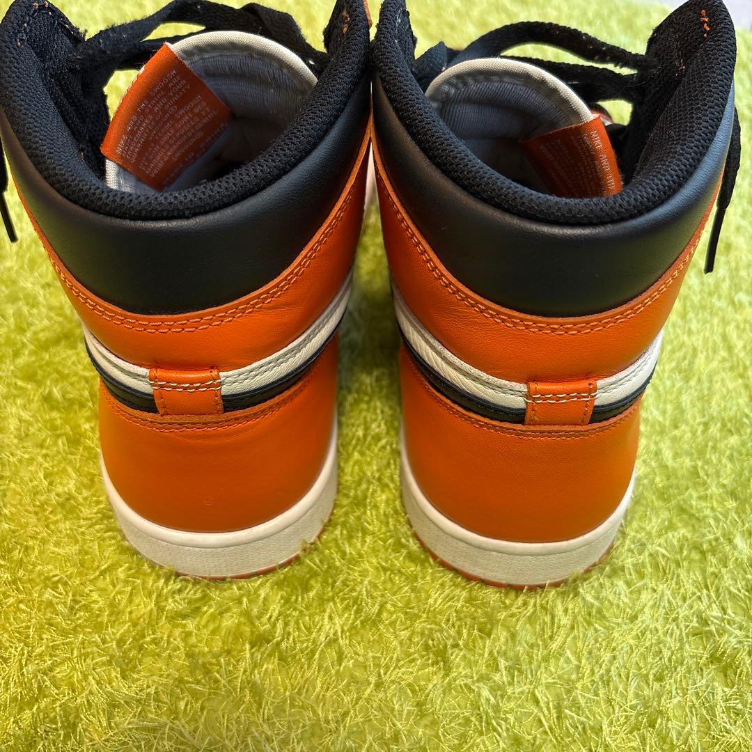 Nike Air Jordan 1 シャタバアウェイ