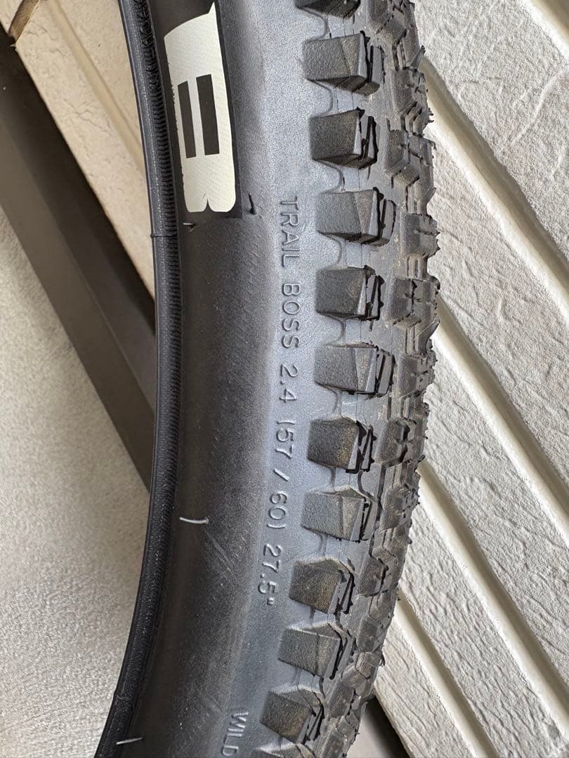 WTB TRAILBOSS 2.4 27.5” タイヤ2本＋チューブSET