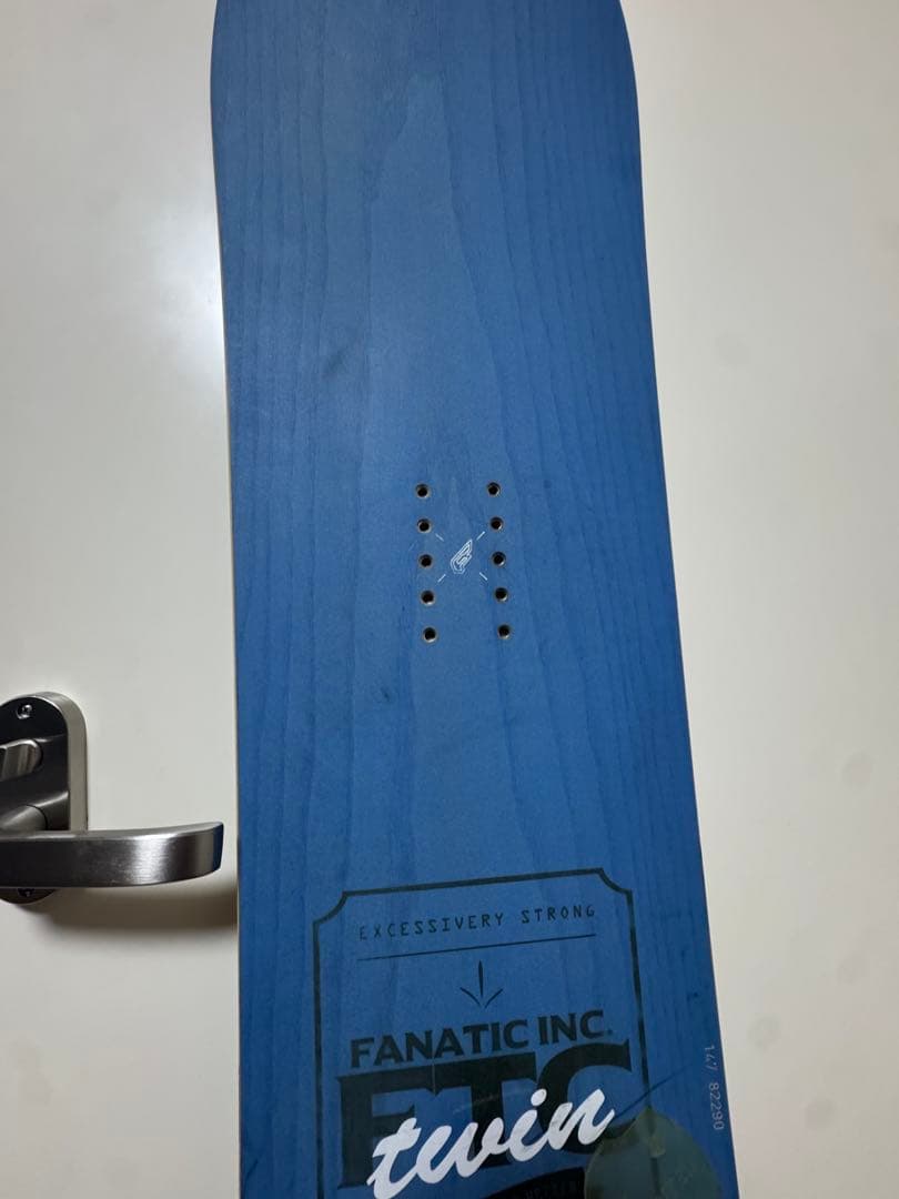 FANATIC INC. twin スノーボード 使用回数2回