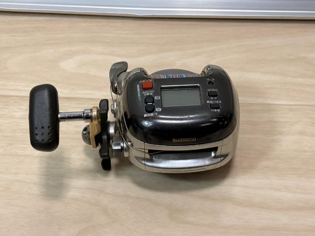 SHIMANO 3000XH 電動リール デジタル表示