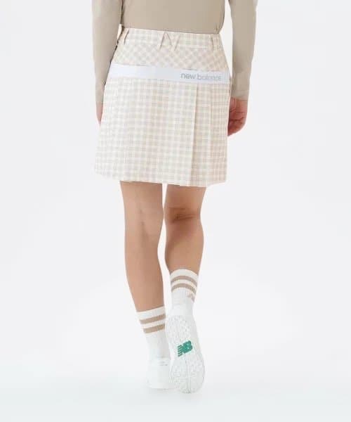 ニューバランス★SOFTSHELLFULLZIPHOODIE 、スカートM美品
