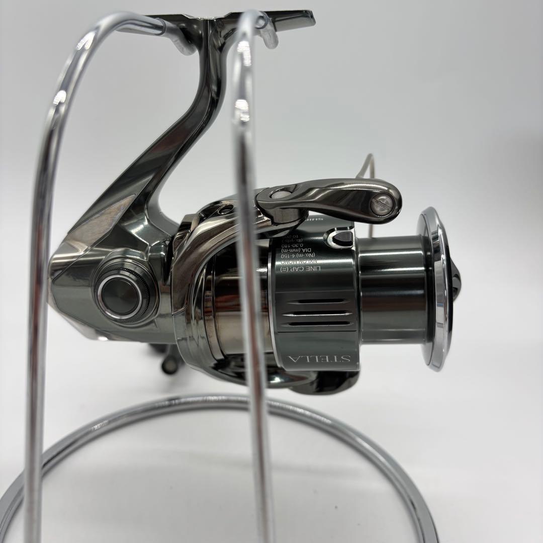 【極美品】SHIMANO シマノ 22ステラ 4000XG リール